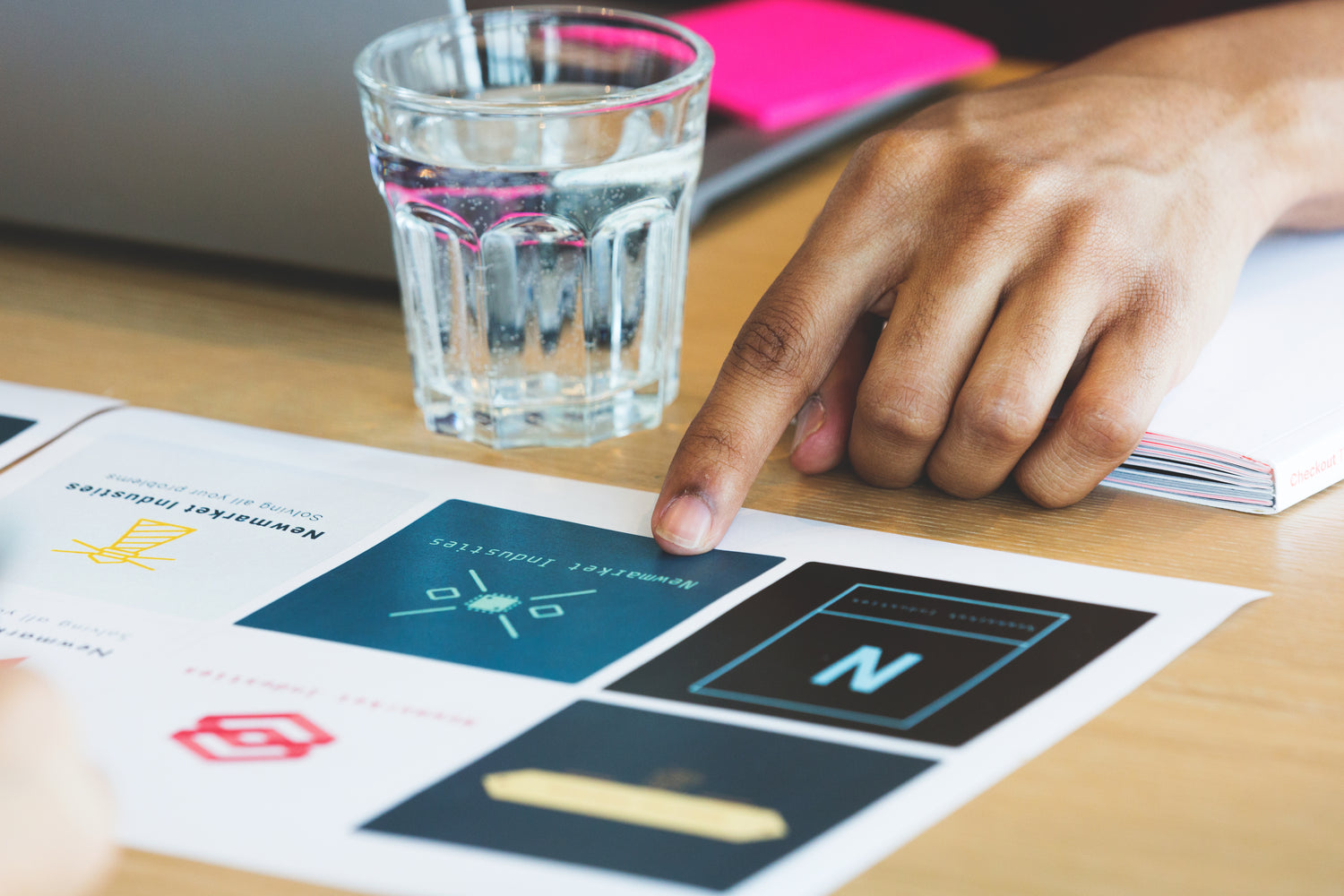 logo design services